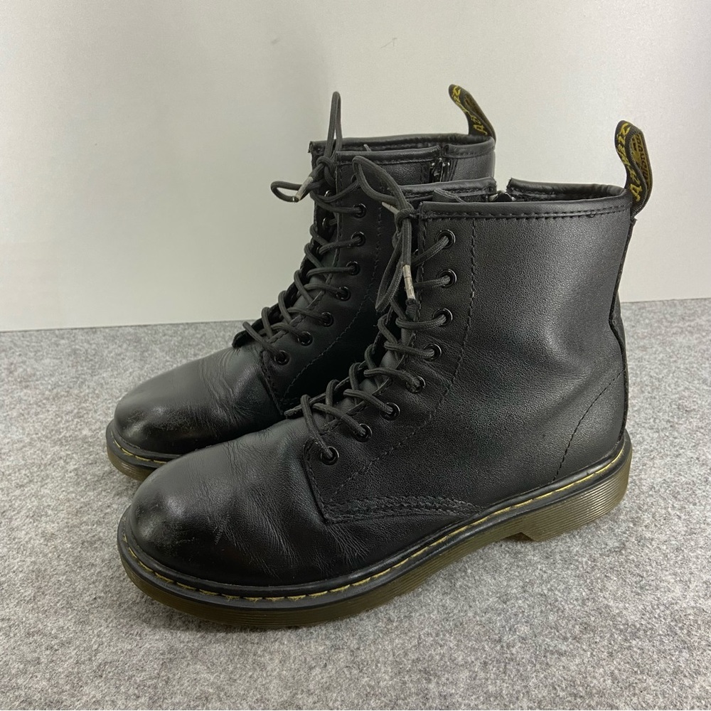 Dr. Martens Delaney Junior Size 5 Lace Up Black Leather Combat Ankle Boot